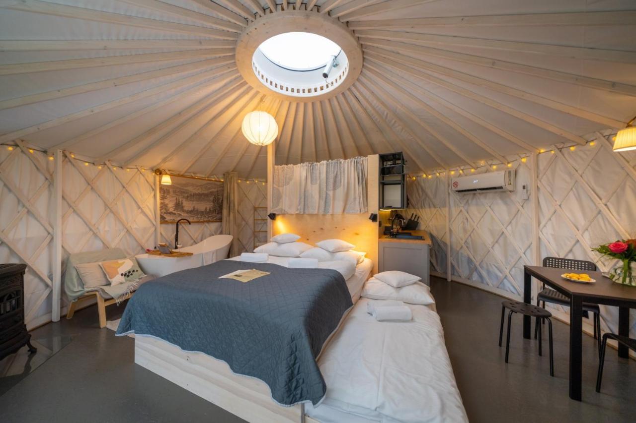 Izera Glamping Adults - Luksusowe Jurty&Spa Gajowka  ภายนอก รูปภาพ