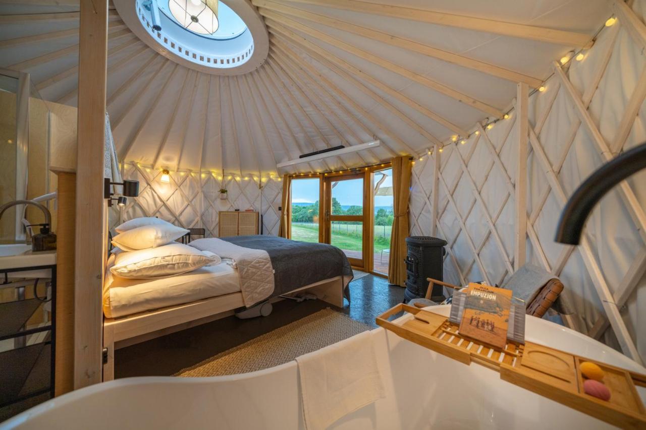 Izera Glamping Adults - Luksusowe Jurty&Spa Gajowka  ภายนอก รูปภาพ